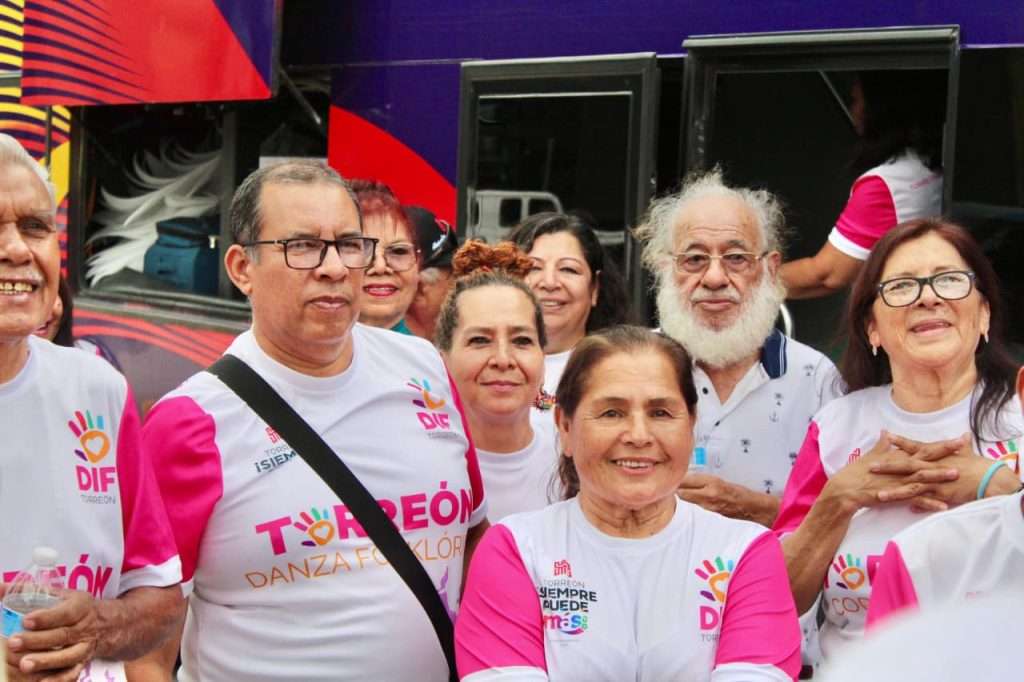 Adultos mayores del DIF Torreón acuden a Juegos Nacionales en Zinacantepec, Estado de México