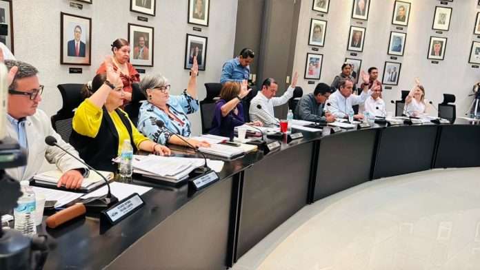 Aprueba Cabildo de Acuña presupuesto 2026, convenio educativo, proyectos de infraestructura y reglamentos clave