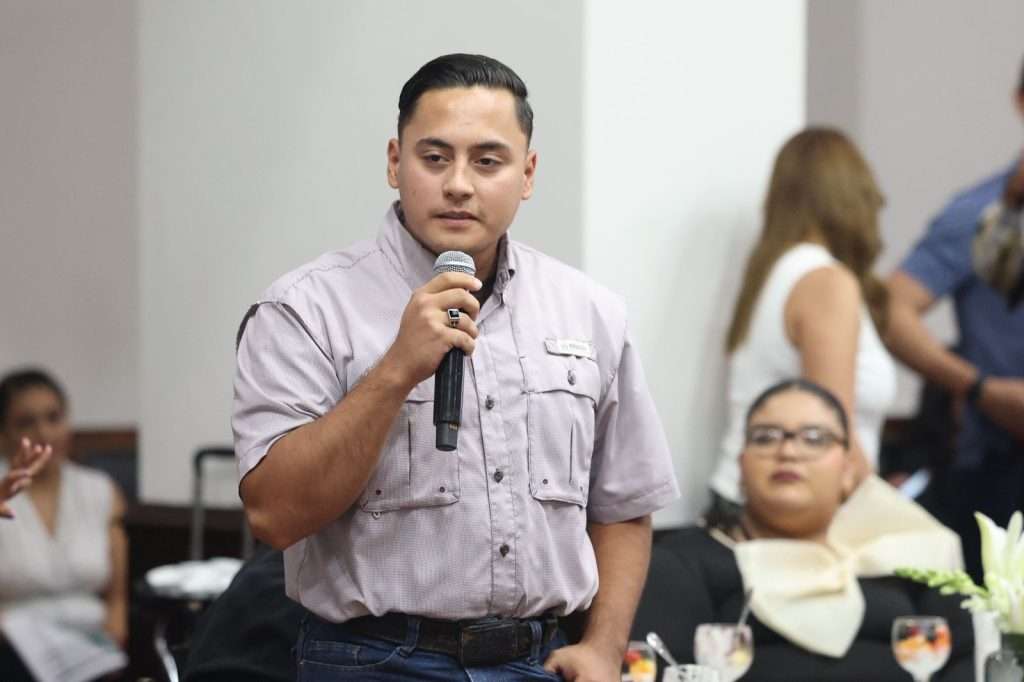 Impulsamos el diálogo directo y la participación activa de la juventud coahuilense: Manolo Jiménez