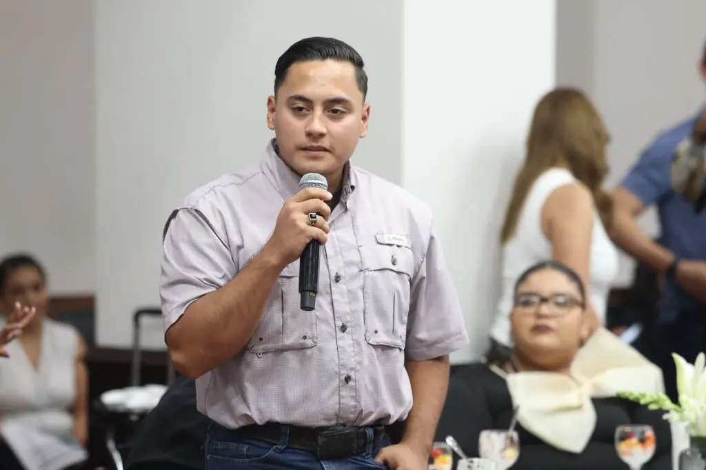 Impulsamos el diálogo directo y la participación activa de la juventud coahuilense: Manolo Jiménez