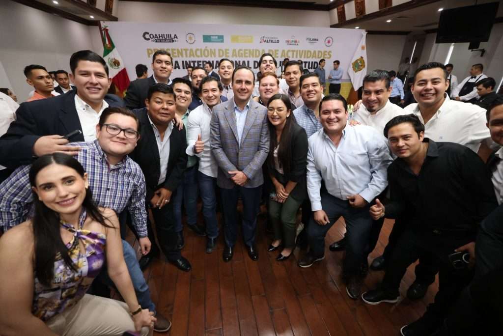 Impulsamos el diálogo directo y la participación activa de la juventud coahuilense: Manolo Jiménez