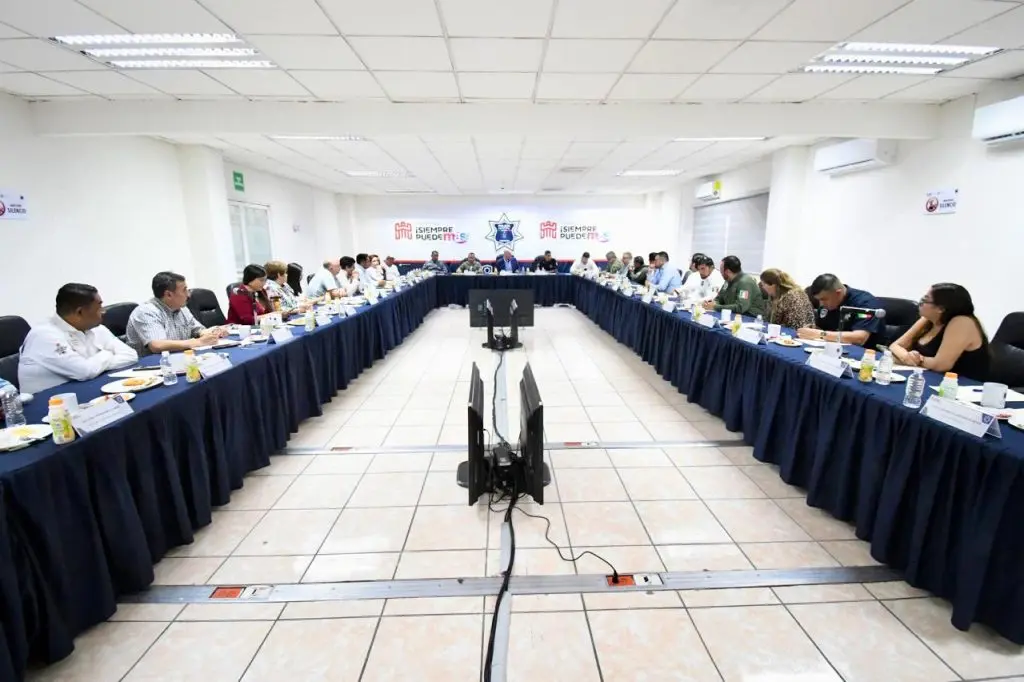 Román Cepeda manifiesta su respaldo a las corporaciones de seguridad