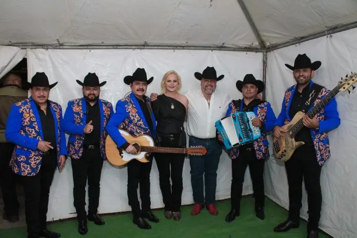 Los Tucanes de Tijuana encienden el regreso de la Feria de Santa Rosa con lleno total