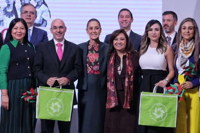 Participa Alhira Reséndiz en mañanera con campaña “Viernes muy Mexicano”