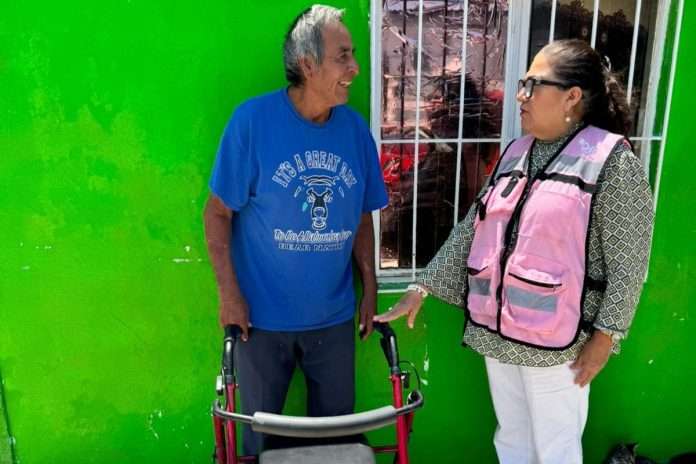 Visita DIF Acuña a familias vulnerables