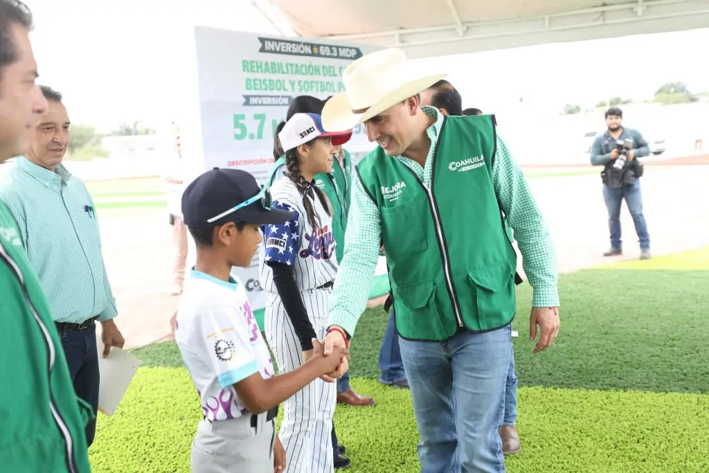 Llevamos más infraestructura social a los municipios: Manolo Jiménez