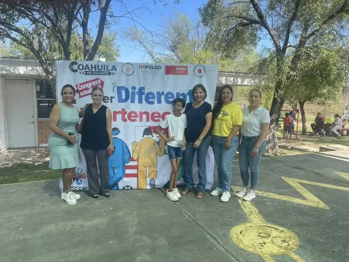 DIF Múzquiz apoyó a alumnos, padres y docentes en el 2° Congreso “Ser diferente y Pertenecer”