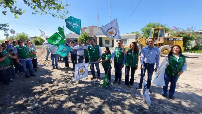 Gobierno de Coahuila da banderazo de arranque a la pavimentación en la Colonia Sarabia de Sabinas