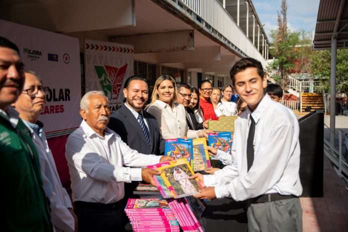 Arranca Yesica Sifuentes ciclo escolar en Castaños