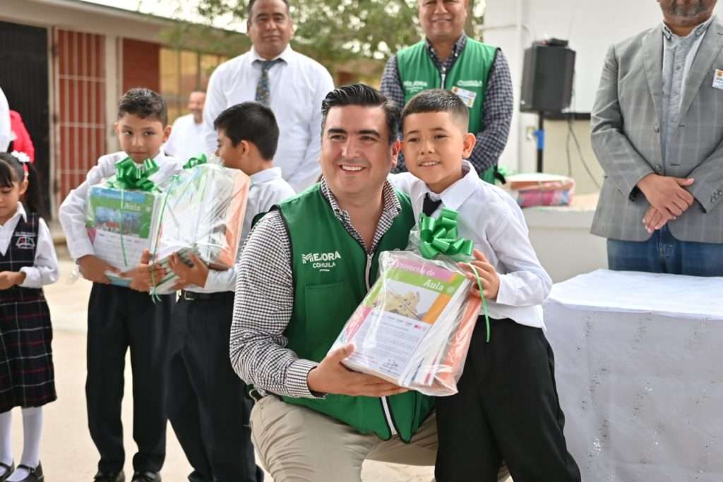 Arranca con éxito nuevo ciclo escolar en Coahuila