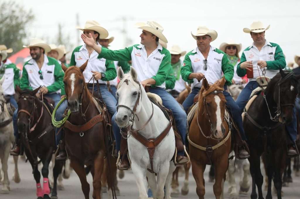 Cabalgata de Sabinas, la más grande de México: Manolo Jiménez