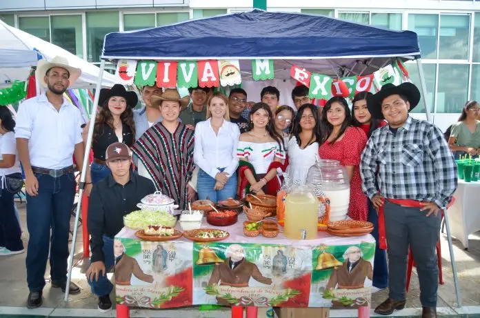 Tecnológico de Múzquiz celebró el Mes Patrio con una “Fiesta Mexicana”