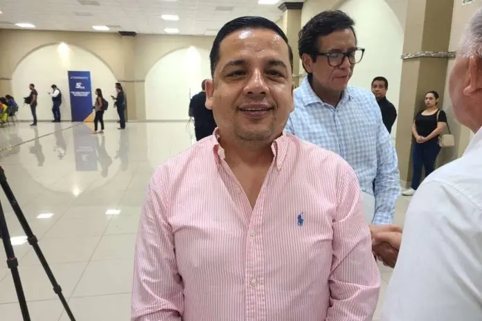 Edgar Hernandez, Director del Bachillerato de la UA de C