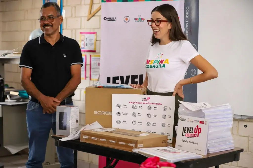 En marcha estrategia 'Level Up' para fortalecimiento del idioma inglés en las escuelas