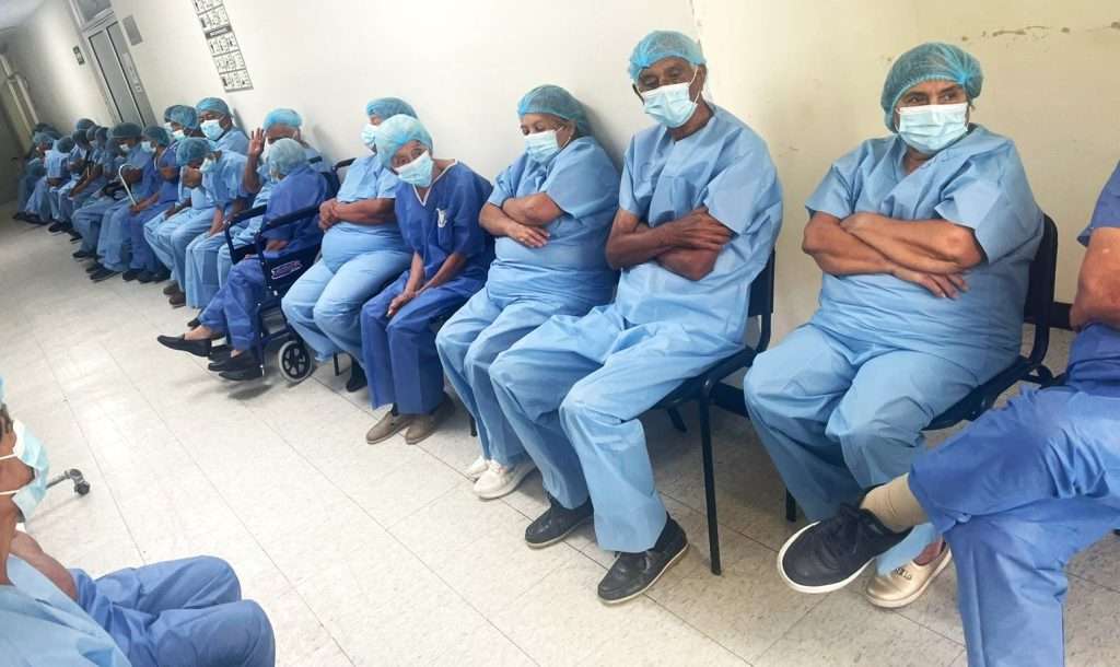 Avanza Clínica Hospital "Xalapa" del ISSSTE con jornadas quirúrgicas de cataratas, endoscopias y colonoscopias