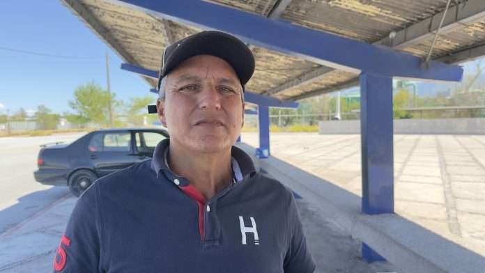 Los obreros disidentes de Altos Hornos de México (AHMSA), encabezados por Juan Ervey Valenzuela de la Torre, reiteraron su rechazo al actual representante sindical, a quien califican como “líder de papel”.