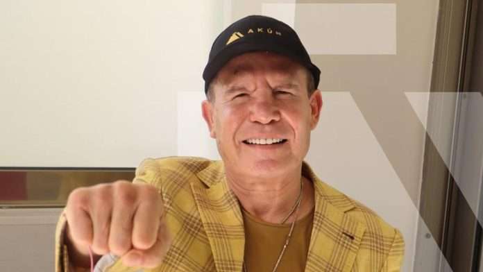 Julio César Chávez