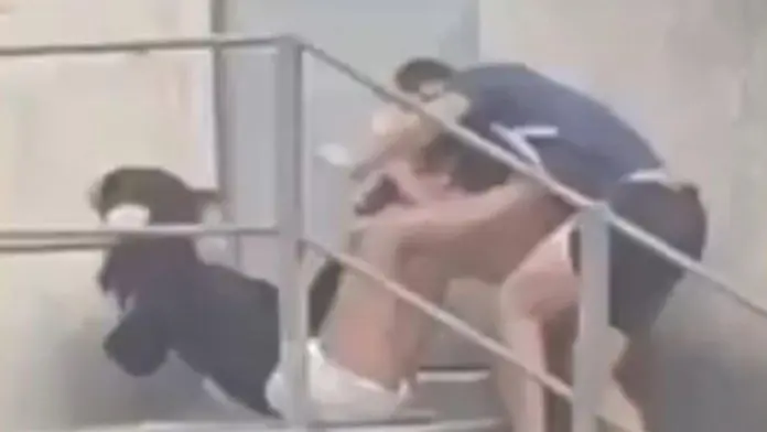 Mujer era agredida por su novio