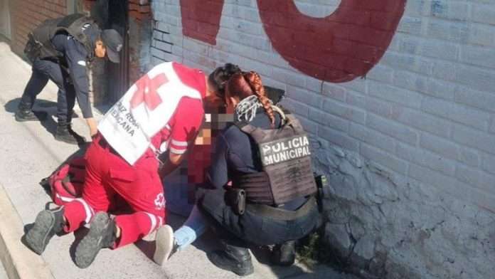 Mujer resultó herida