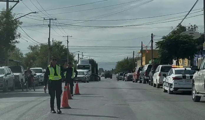 Operativo escolar en jardín de niños en la colonia Centenario de Sabinas
