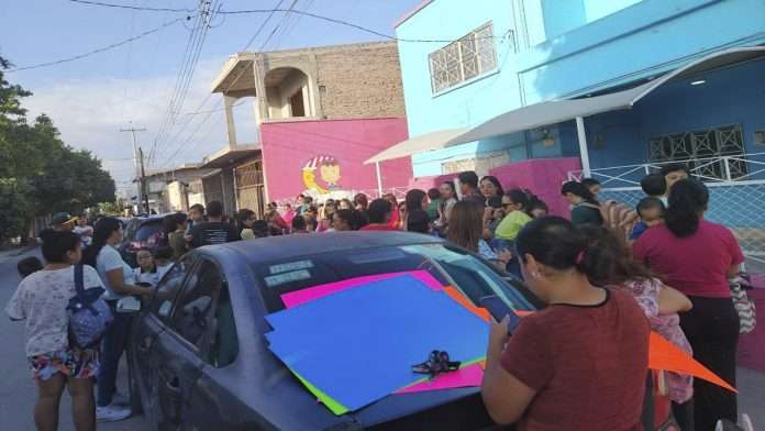 Padres y madres denuncian maltrato