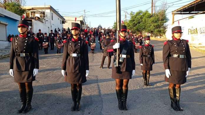 Más de 20 contingentes participarán en el desfile del 16 de septiembre en Monclova