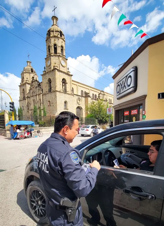 Múzquiz refuerza su campaña de concientización vial para promover respeto al peatón y prevención de accidentes.