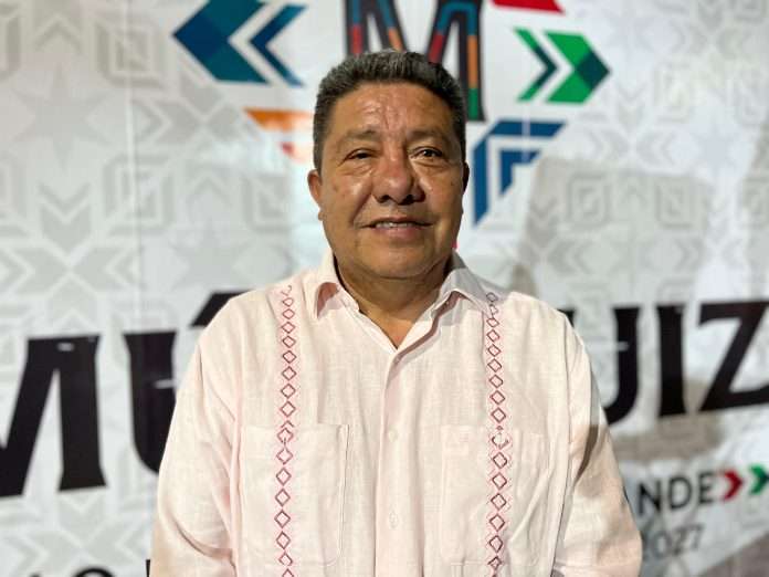 Adultos mayores de Hidalgo cautivan en Múzquiz con danza folclórica