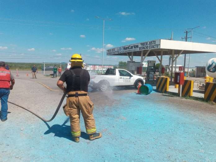 Protección Civil y Bomberos de Múzquiz realizaron dos simulacros de incendio en gaseras San Carlos