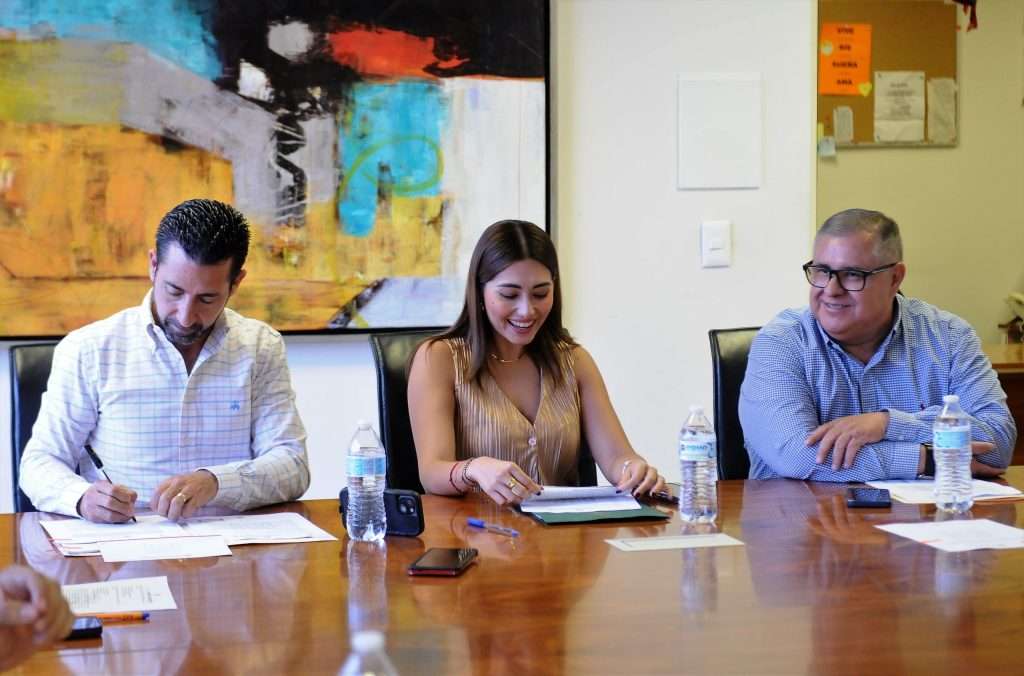 Aprueban convenio de colaboración entre CMIC, DIF y Ayuntamiento de Torreón