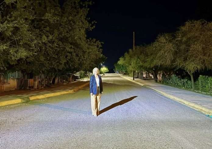 El Gobierno de Múzquiz, encabezado por la alcaldesa Laura Jiménez Gutiérrez, avanza con la instalación de luminarias