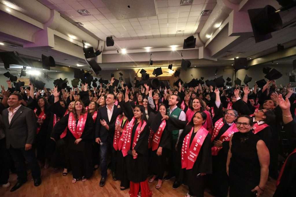 Con "Mujeres Pa' Delante" empoderamos a las mujeres de Coahuila: Manolo Jiménez