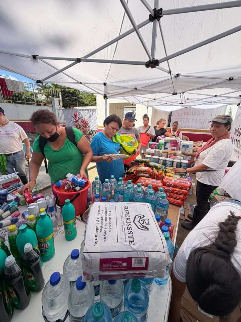 Entrega SuperISSSTE casi 58 mil víveres a familias afectadas por las lluvias en Veracruz, Puebla, Hidalgo y Querétaro