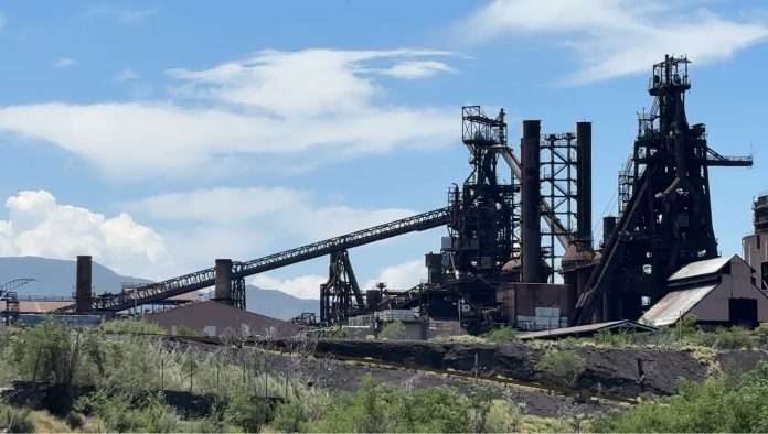 Continúan las visitas de empresarios interesados en adquirir Altos Hornos de México (AHMSA), destacando que una nueva compañía mexicana realizó un recorrido este fin de semana.