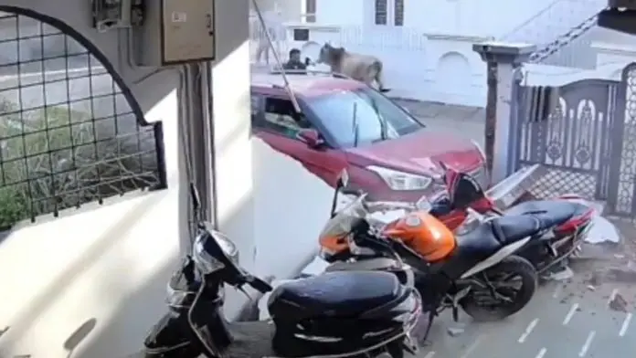 Joven provoca accidente
