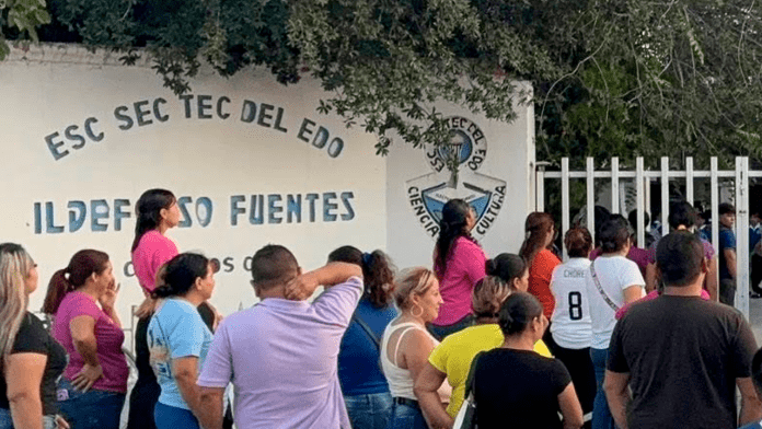 Secundaria Ildefonso Fuentes en Castaños