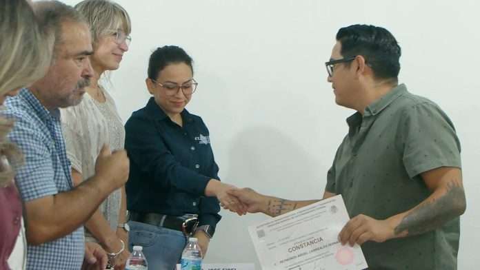 Concluye la segunda generación del curso de Autotransporte de Carga en el CECATI No. 9