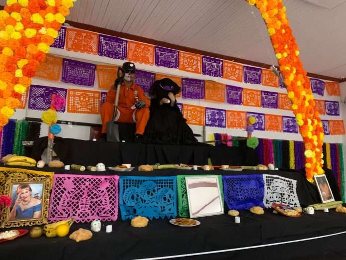 Dedican altar a caídos en Pasta de Conchos; En la escuela de Enfermería