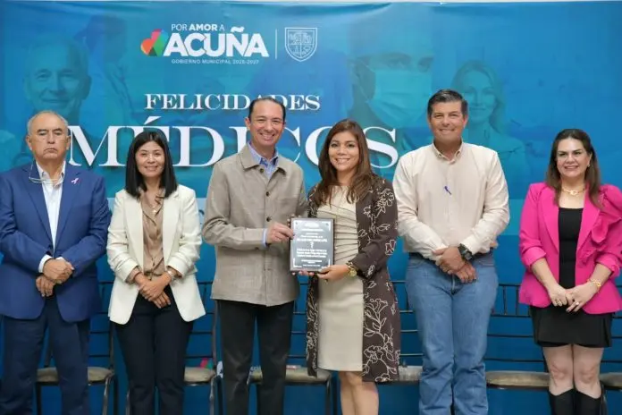 Celebra municipio el día del medico