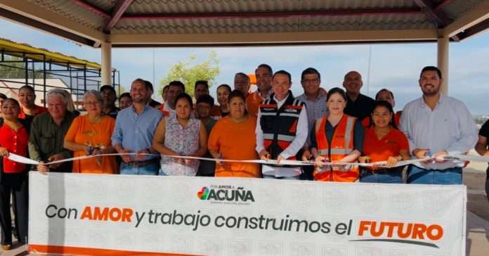 Entregan plaza rehabilitada a vecinos de la colonia Fresnos II
