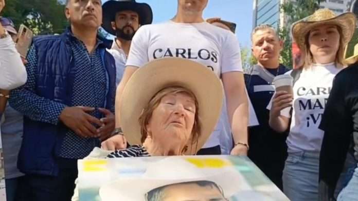 Abuelita Carlos Manzo
