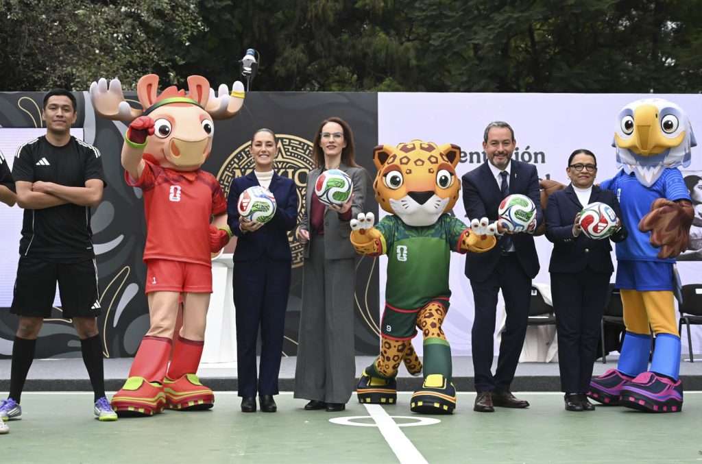 Presidenta presenta la Copa Mundial FIFA 2026; "es momento para compartirle al mundo lo que es México y el momento histórico que vive"