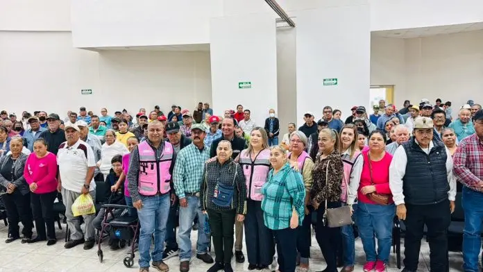 Concluye DIF Acuña entrega de programas sociales del año
