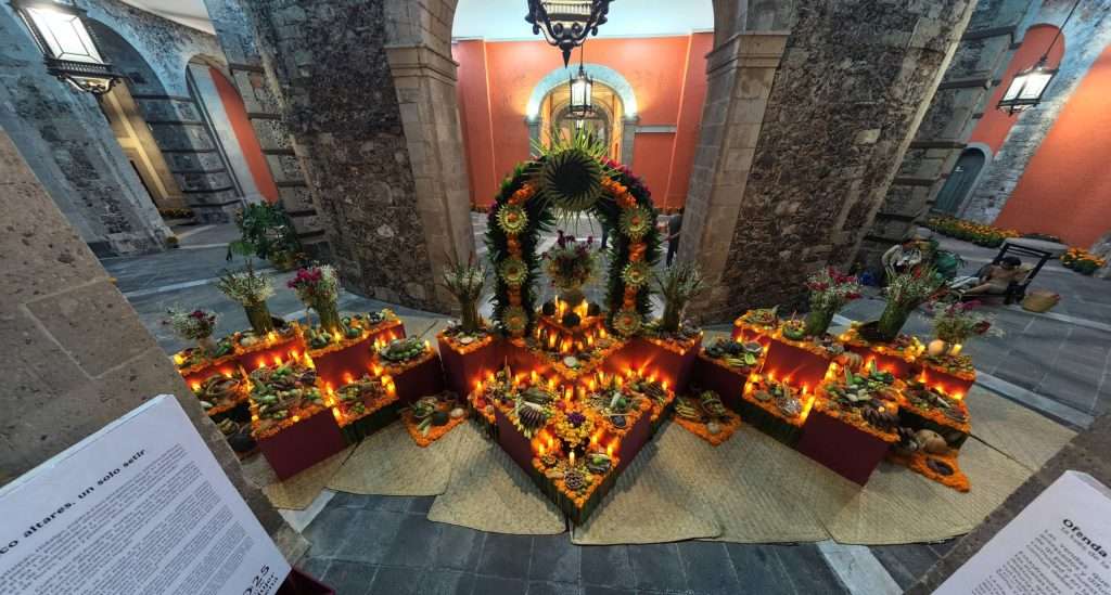 Este año dedicamos ofrenda de Día de Muertos a las mujeres indígenas, las ancestras de México: Claudia Sheinbaum
