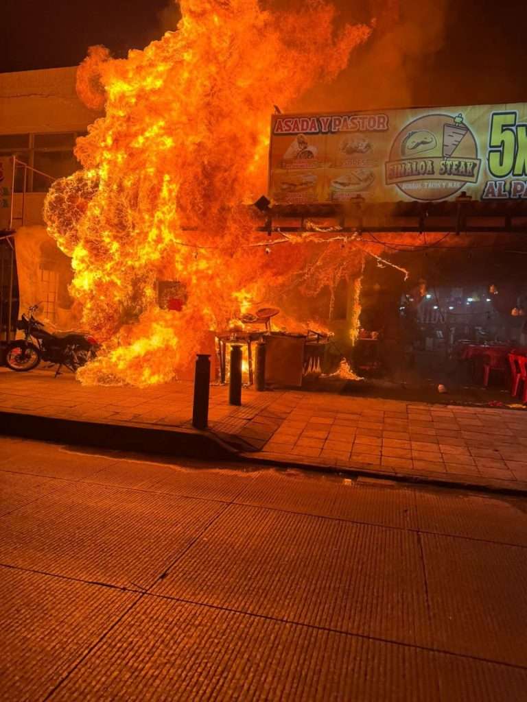 Explosión en taquería