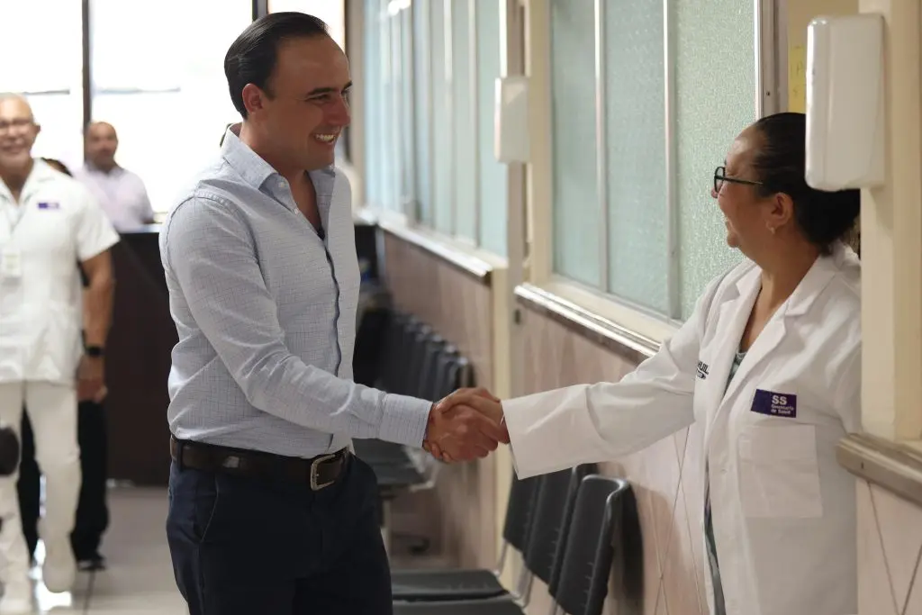 Hemos atendido a miles de coahuilenses en nuestros Centros de Salud: Manolo Jiménez