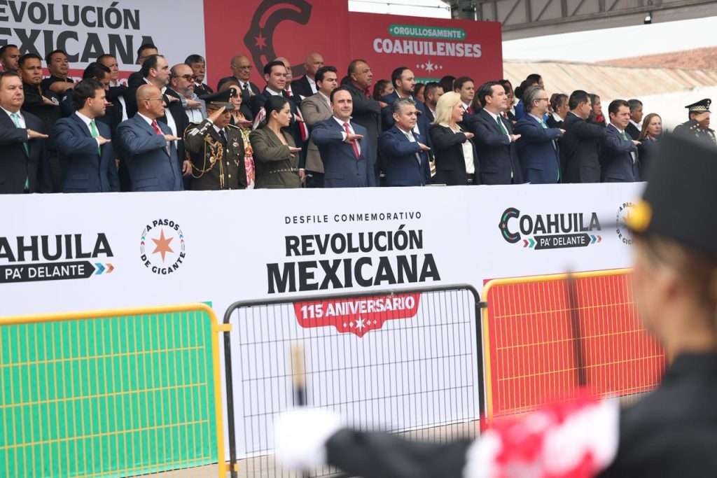 Histórico Desfile de la Revolución Mexicana en Múzquiz