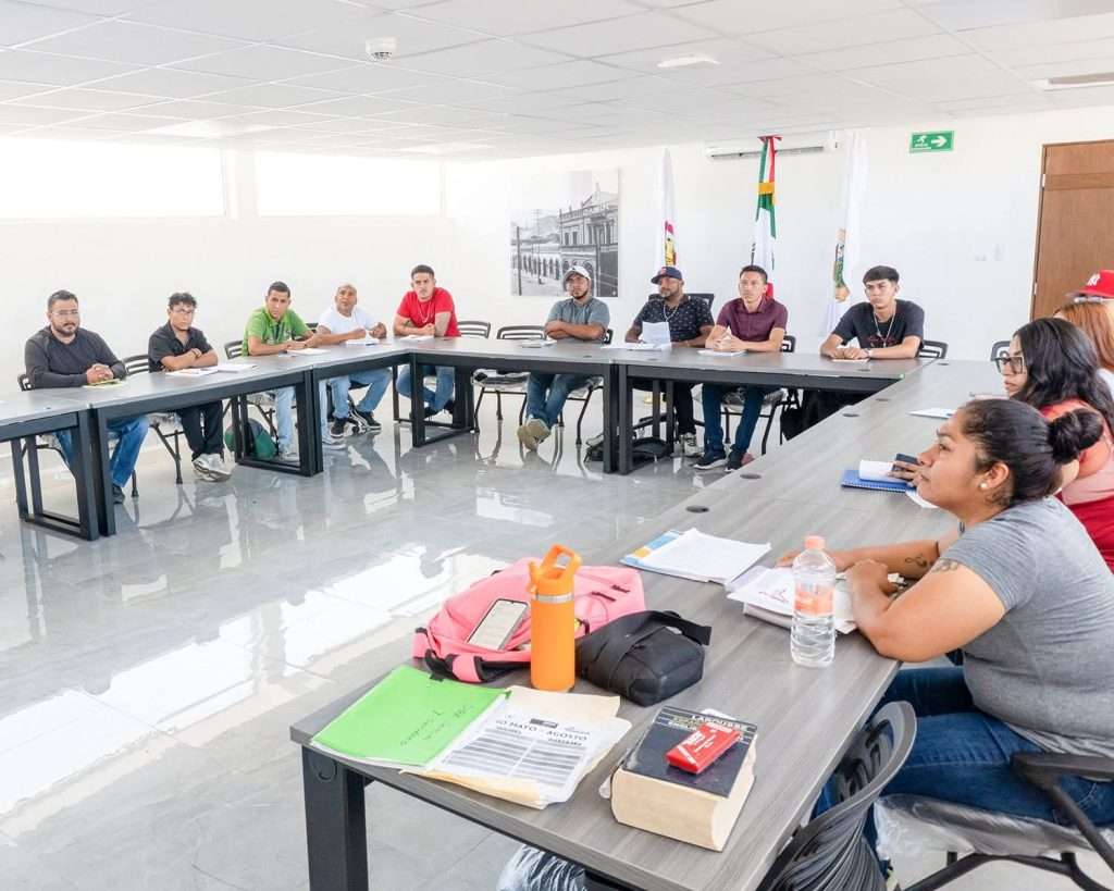 Invitan a inscribirse para cursar la preparatoria abierta mediante el programa del Centro de Justicia Municipal  