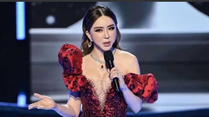 Jakkaphong “Anne” Jakrajutatip, copropietaria de Miss Universo
