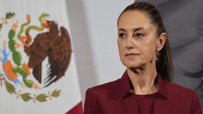 Sheinbaum envía condolencias y ofrece apoyo tras incendio en tienda del centro de Hermosillo
